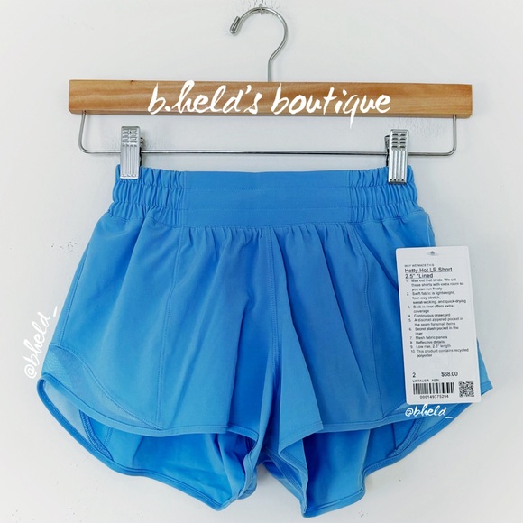 lululemon Hotty Hot Low-Rise Lined Short 2.5